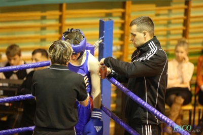 Towarzyski Mecz Bokserski - MKS II LO Chełm vs Klub Sportowy Paco: Piotr Jędrzejewski nieznacznie lepszy od Dawida Cieszyńskiego_8