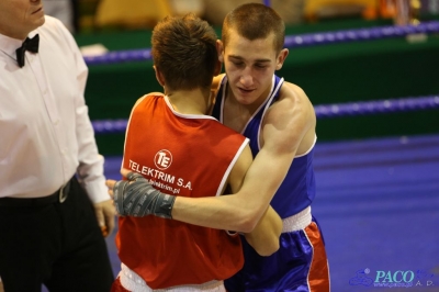 Towarzyski Mecz Bokserski - MKS II LO Chełm vs Klub Sportowy Paco: Kamil Wieczorek nie dał szans Dawidowi Wierciochow