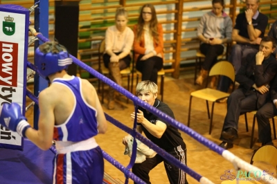 Towarzyski Mecz Bokserski - MKS II LO Chełm vs Klub Sportowy Paco: Kamil Wieczorek nie dał szans Dawidowi WiercioMichał Soczyński szybko uporał się z Oskarem Kurpielem