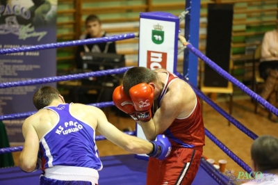 Towarzyski Mecz Bokserski - MKS II LO Chełm vs Klub Sportowy Paco: Bartosz Wdowiak vs Mikołaj Sadurski