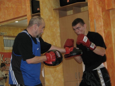 Trening pięściarzy zawodowych w klubie Paco