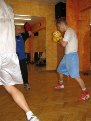 Trening pięściarzy zawodowych w klubie Paco