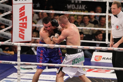 Łukasz Maciec - Almin Kovacevic Gala Wojak Boxing Night Racibórz 2012