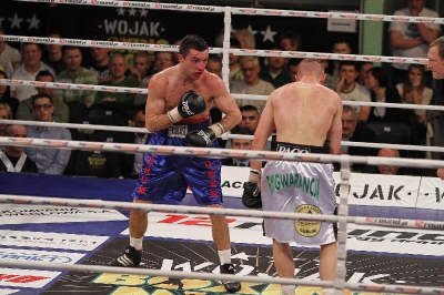 Łukasz Maciec - Almin Kovacevic Gala Wojak Boxing Night Racibórz 2012