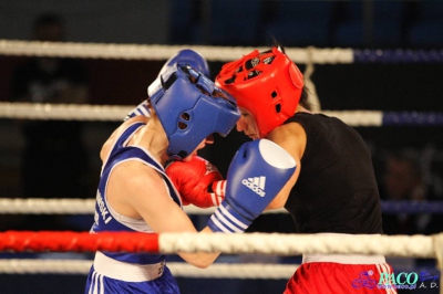 XIII MP Seniorek w Boksie Drabik Sandra Kick Boxing Kielce vs Cieslik Katarzyna DKB Dabrowa Górnicza 3:0