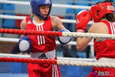 13. Mistrzostwa Polski Kobiet w Boksie - półfinał kat. 48 kg: Patrycja Bednarek (PKB Polkowice) - Agnieszka Słomska (Broń Radom)