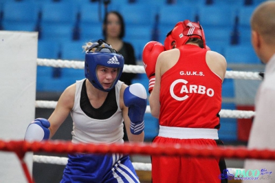 13. Mistrzostwa Polski Kobiet w Boksie - półfinał kat. 60 kg: Magdalena Wichrowska (Carbo Gliwice) - Dorota Kusiak (Start Gniezno) 3:0