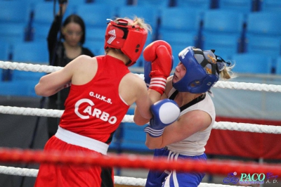 13. Mistrzostwa Polski Kobiet w Boksie - półfinał kat. 60 kg: Magdalena Wichrowska (Carbo Gliwice) - Dorota Kusiak (Start Gniezno) 3:0