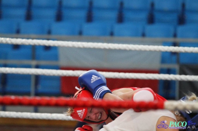 13. Mistrzostwa Polski Kobiet w Boksie - półfinał kat. 60 kg: Magdalena Wichrowska (Carbo Gliwice) - Dorota Kusiak (Start Gniezno) 3:0