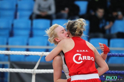 13. Mistrzostwa Polski Kobiet w Boksie - półfinał kat. 60 kg: Magdalena Wichrowska (Carbo Gliwice) - Dorota Kusiak (Start Gniezno) 3:0