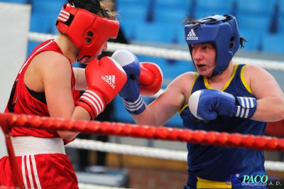 13. Mistrzostwa Polski Kobiet w Boksie - półfinał kat. 69 kg: Natalia Holińska (Skorpion Szczecin) - Ewa Gawenda (Carbo Gliwice) 3:0