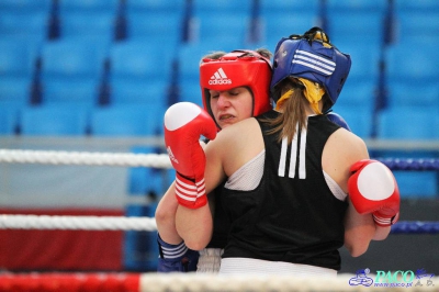 13. Mistrzostwa Polski Kobiet w Boksie - półfinał kat. 69 kg: Magdalena Konarska (Garda Karczew) - Hanna Solecka (Skorpion Szczecin) 1:2