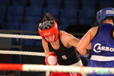  Półfinały 13. Mistrzostw Polski Kobiet w Boksie kategoria 75 kg: Lidia Fidura (GUKS Carbo Gliwice) - Wioleta Michalska (Legia Warszawa) RSC 4