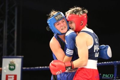 IV GALA SPORTÓW WALKI: Karolina MICHALCZUK (Paco Lublin) - Jadwiga STAŃCZAK (Carbo Gliwice) - Chełm 25.10.14r_36