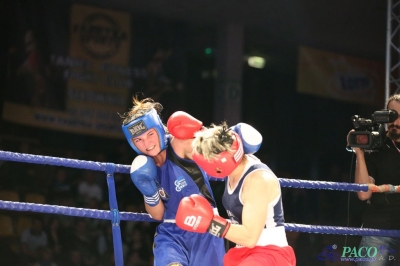 IV GALA SPORTÓW WALKI: Karolina MICHALCZUK (Paco Lublin) - Jadwiga STAŃCZAK (Carbo Gliwice) - Chełm 25.10.14r_39