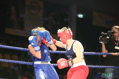 IV GALA SPORTÓW WALKI: Karolina MICHALCZUK (Paco Lublin) - Jadwiga STAŃCZAK (Carbo Gliwice) - Chełm 25.10.14r_40