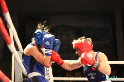 IV GALA SPORTÓW WALKI: Karolina MICHALCZUK (Paco Lublin) - Jadwiga STAŃCZAK (Carbo Gliwice) - Chełm 25.10.14r_48