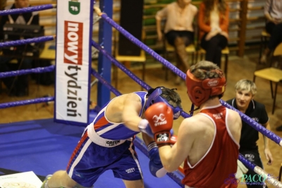 Towarzyski Mecz Bokserski - MKS II LO Chełm vs Klub Sportowy Paco: Kamil Wieczorek nie dał szans Dawidowi WiercioMichał Soczyński szybko uporał się z Oskarem Kurpielem