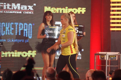Nemiroff World Cup 2012, finały kobiet na prawą rękę w kat. 52kg, 65kg, +65kg