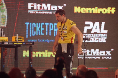 Nemiroff World Cup 2012, finały mężczyzn na prawą rękę w kat. 63kg, 70kg, 78kg, 86kg, 95kg, +95kg